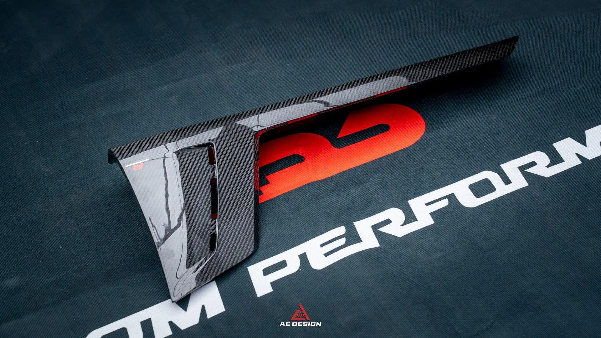 ArmorExtend Carbon Fiber AE Side Skirts for Porsche 911 992 Carrera/4/S/4S/GTS