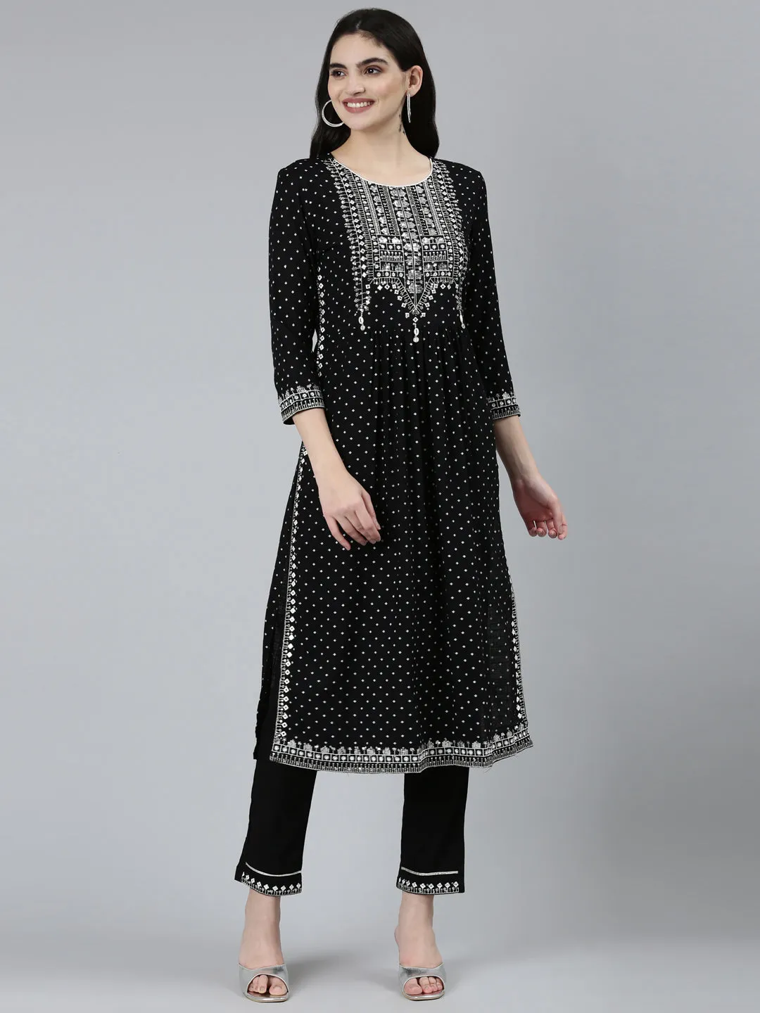 Neeru's Black Regular Straight Floral Kurta Sets And Trousers