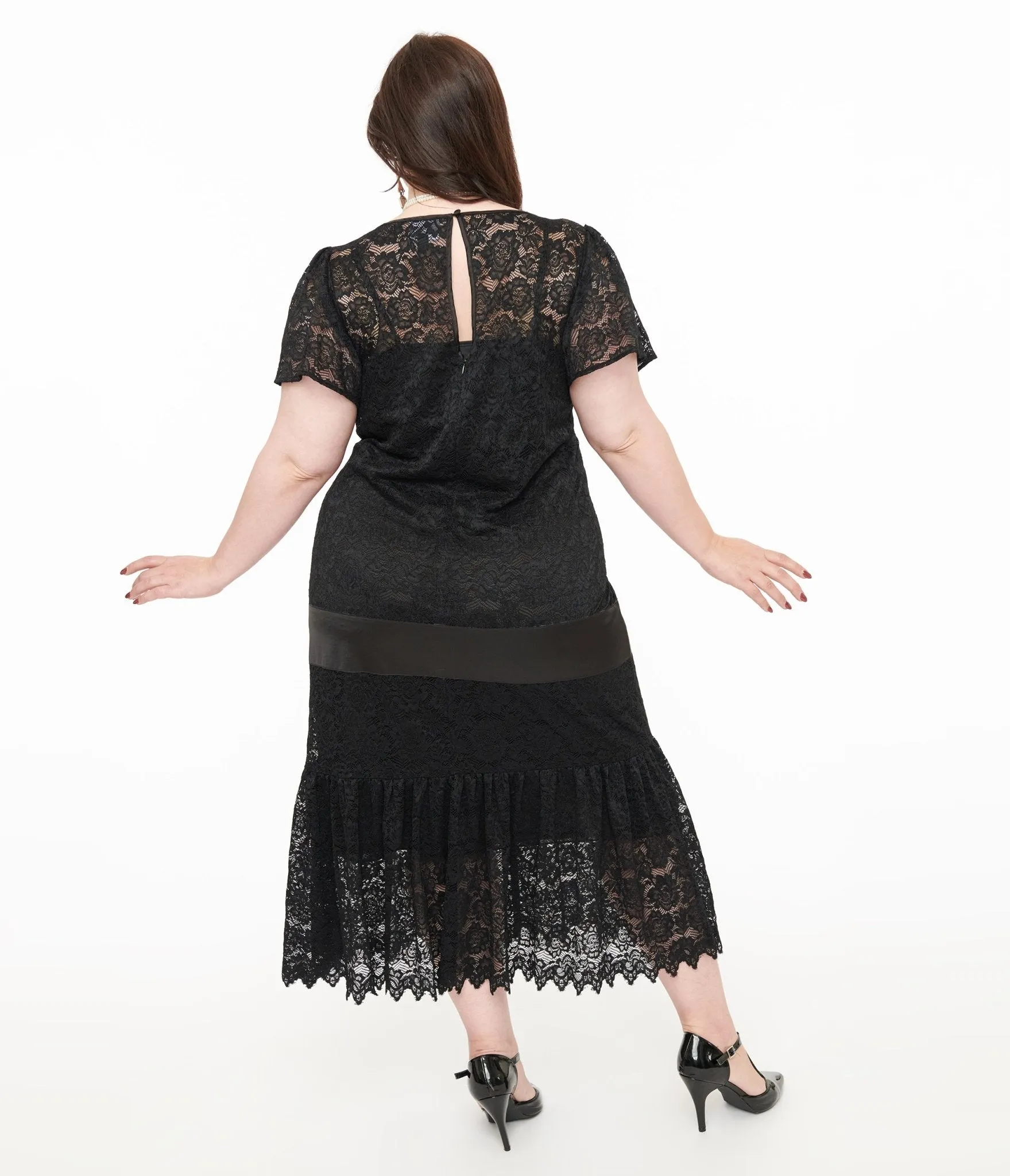 Unique Vintage Plus Size 1920s Black Floral Lace & Bow Flapper Dress