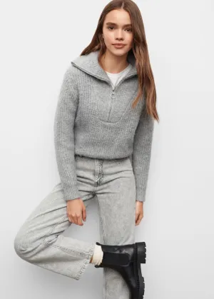 Zip knit sweater