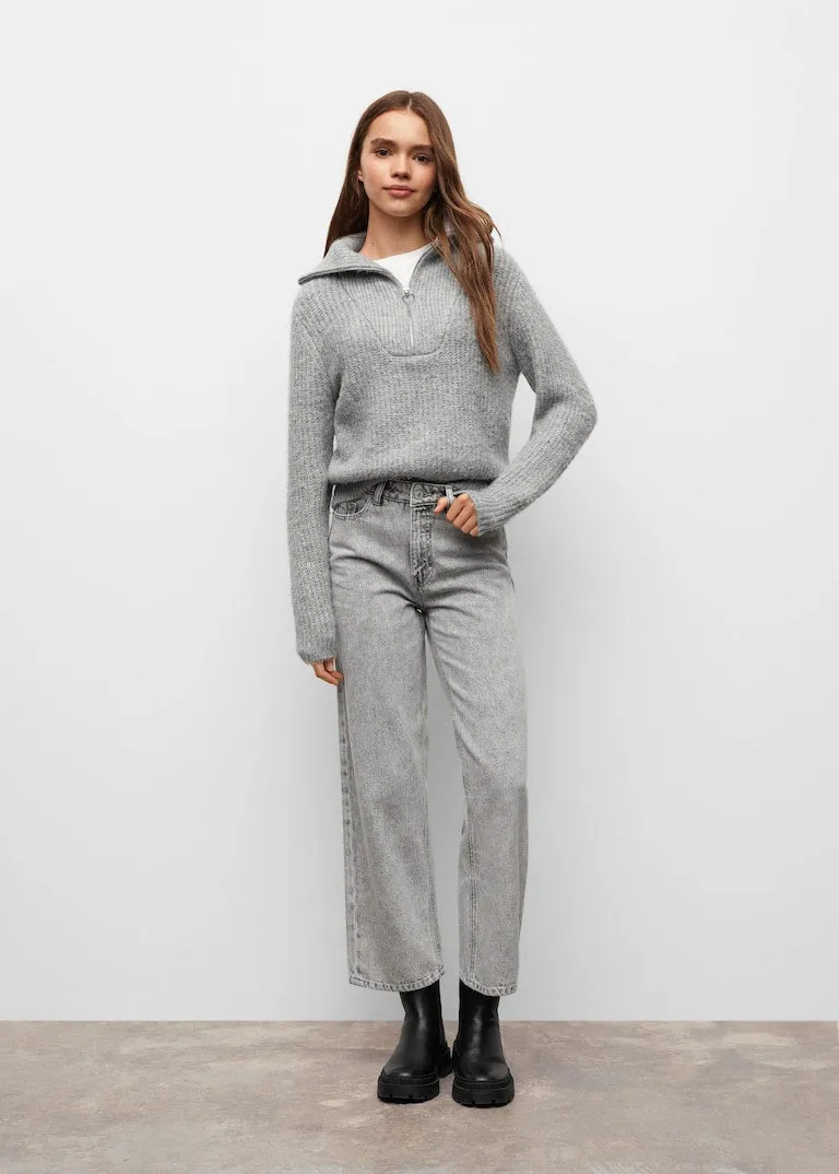 Zip knit sweater